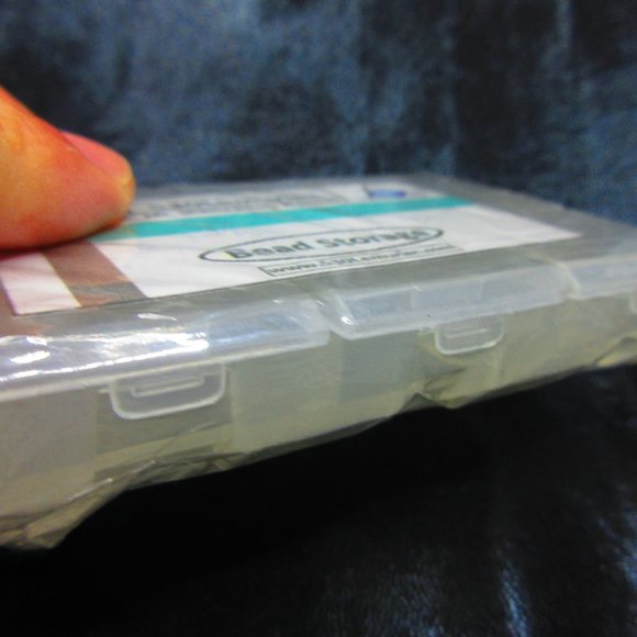 Plastic 6 Compartment Storage Case - Picture 2 of 5